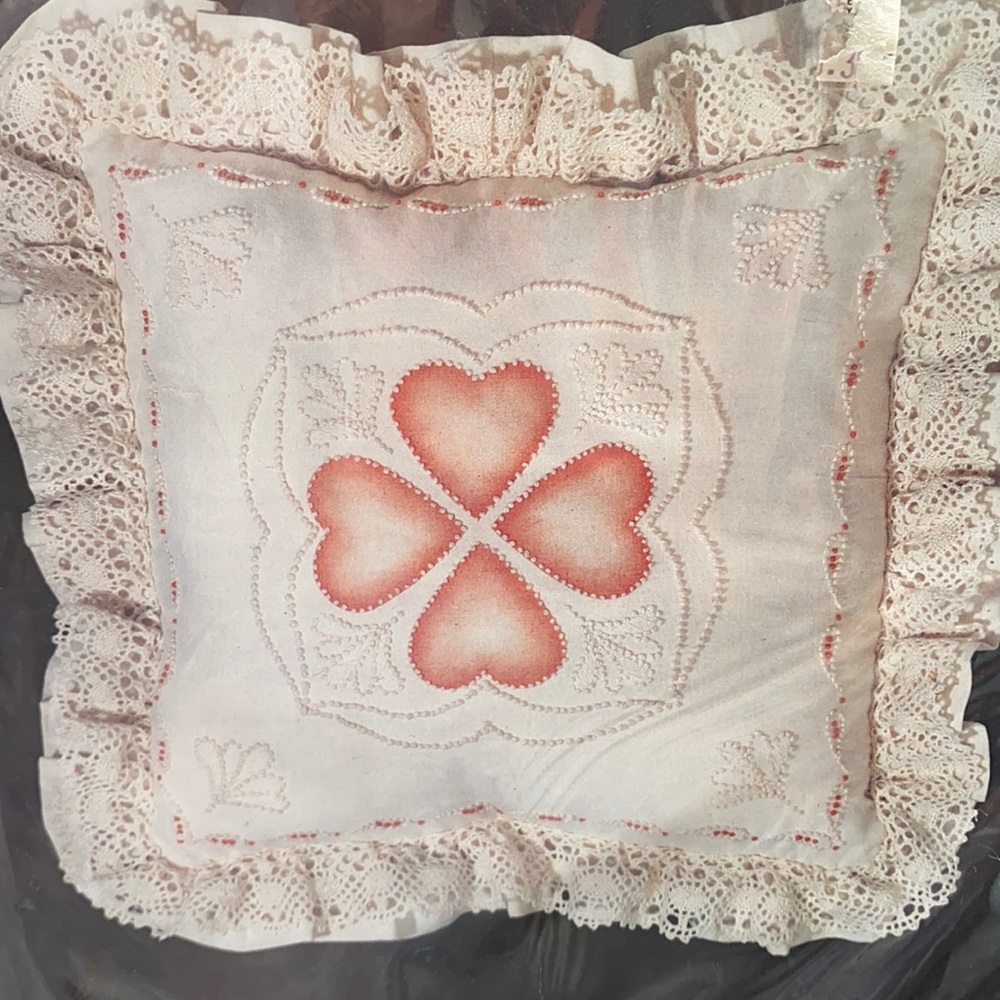 Vintage 80s candlewicking Pillow kit  cottagecore Country hearts 14” new